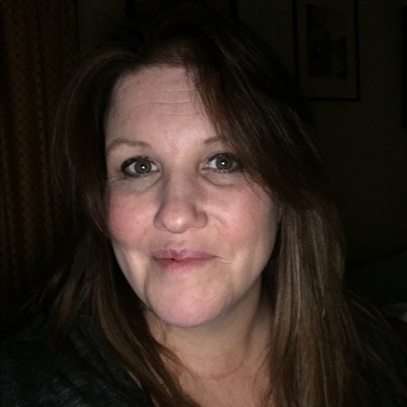 Meet your Posher, Tara - Picture 4 of 7